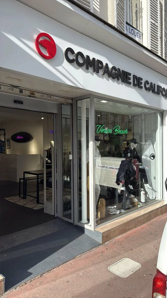 LOCAL COMMERCIAL 183M2