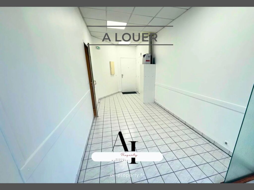 Location Commerce de 58.54m²  à Argenteuil